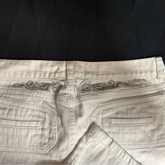 Daisy Fuentes Cream Jeans - Picture 5 of 6